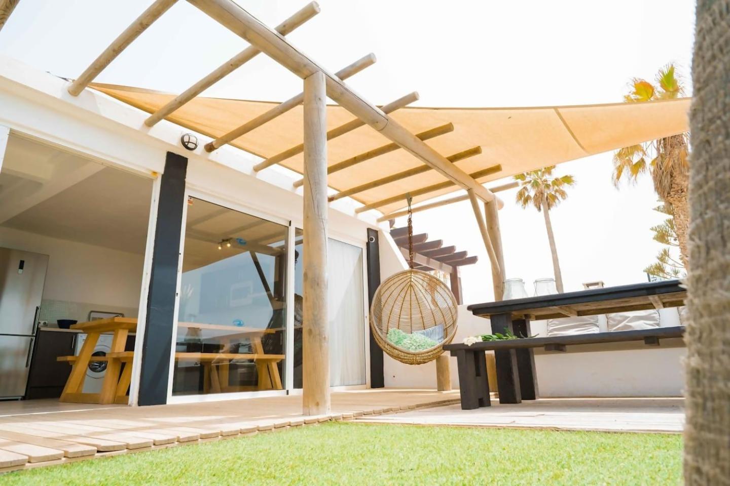 Villa Maluhia Frente Al Mar Y Jacuzzi Коралео Екстериор снимка